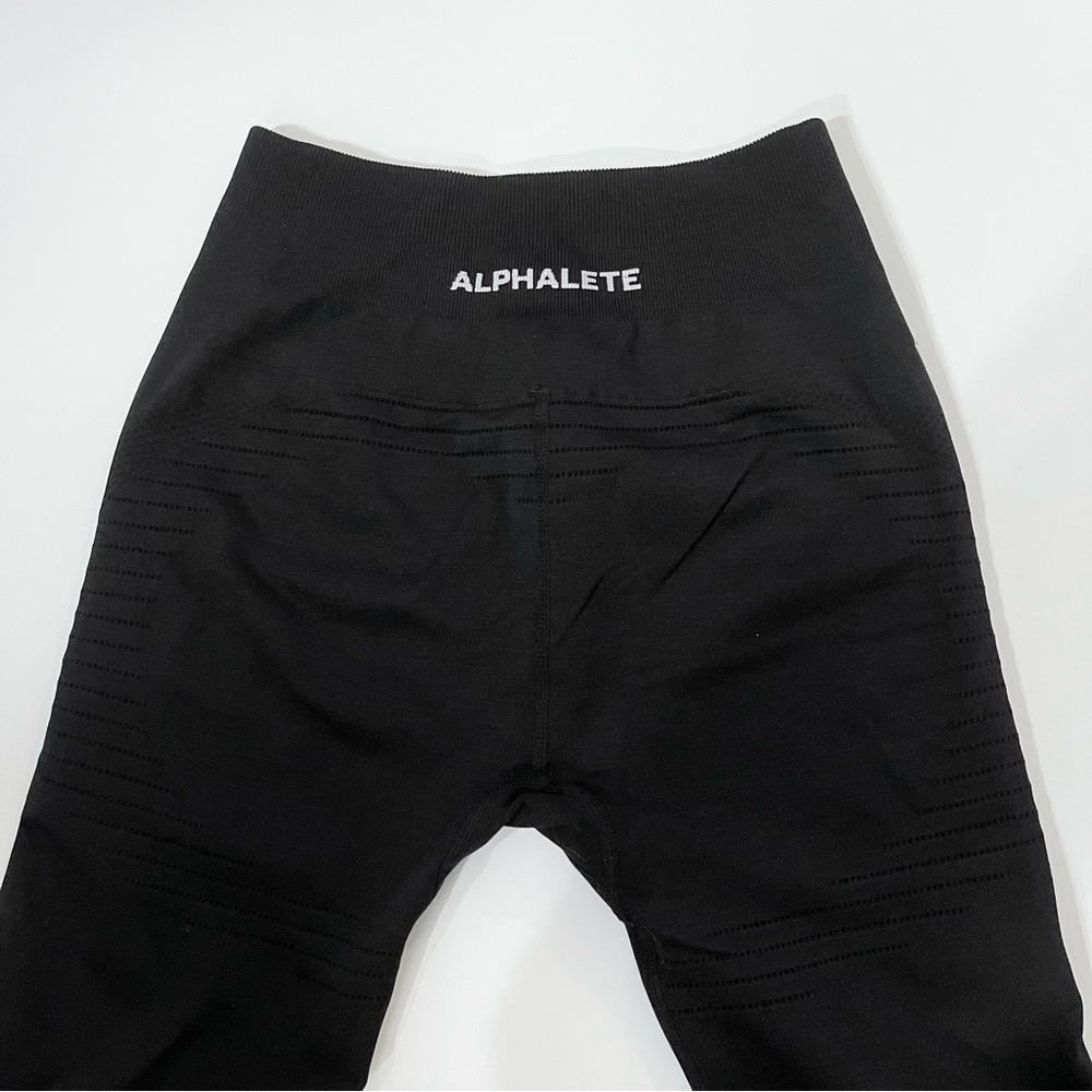 Alphalete black ozone leggings